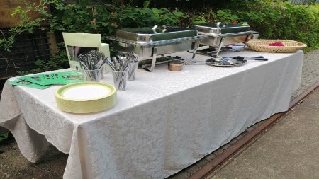 Spanferkelgrill und Ausstattung