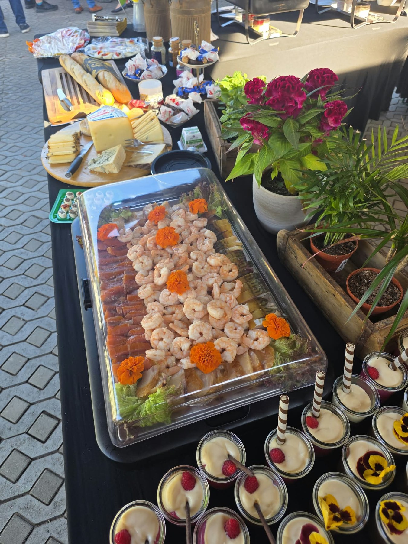 Impression von Catering, Grill und Veranstaltung